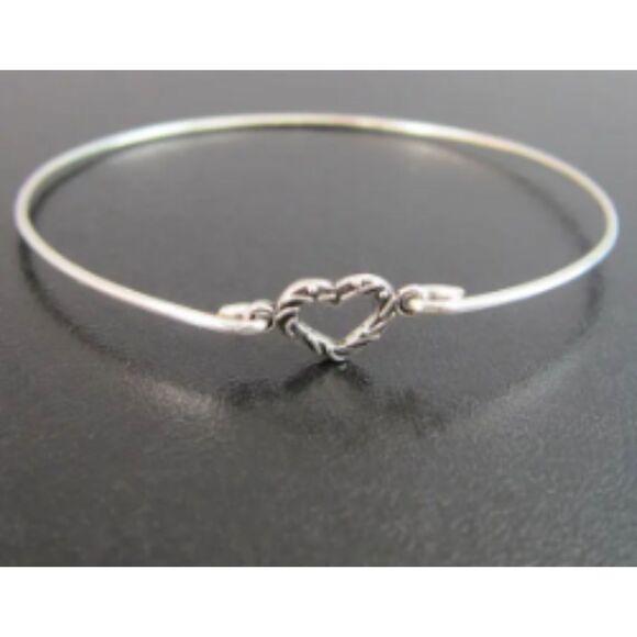 Silver Tiny Open Heart Bangle Bracelet Women's 7 inch wrist - Picture 2 of 2